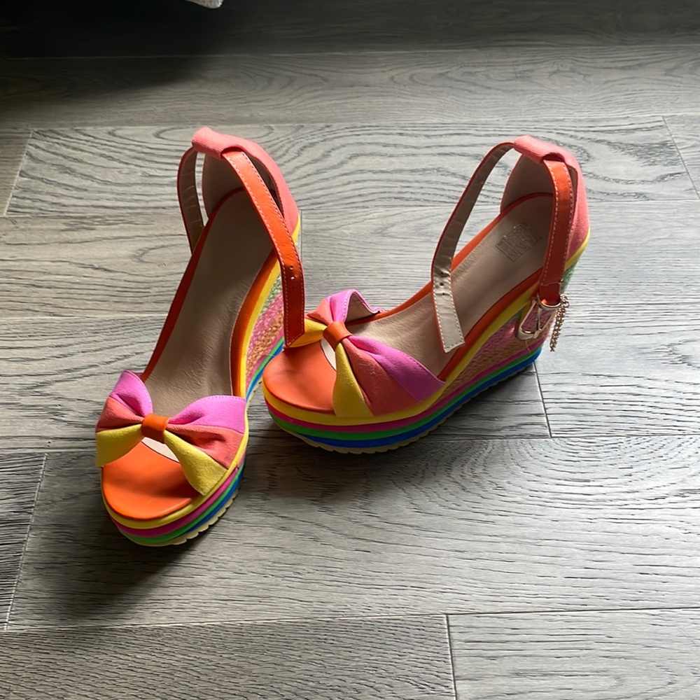 rainbow platforms never worn, US 8.5